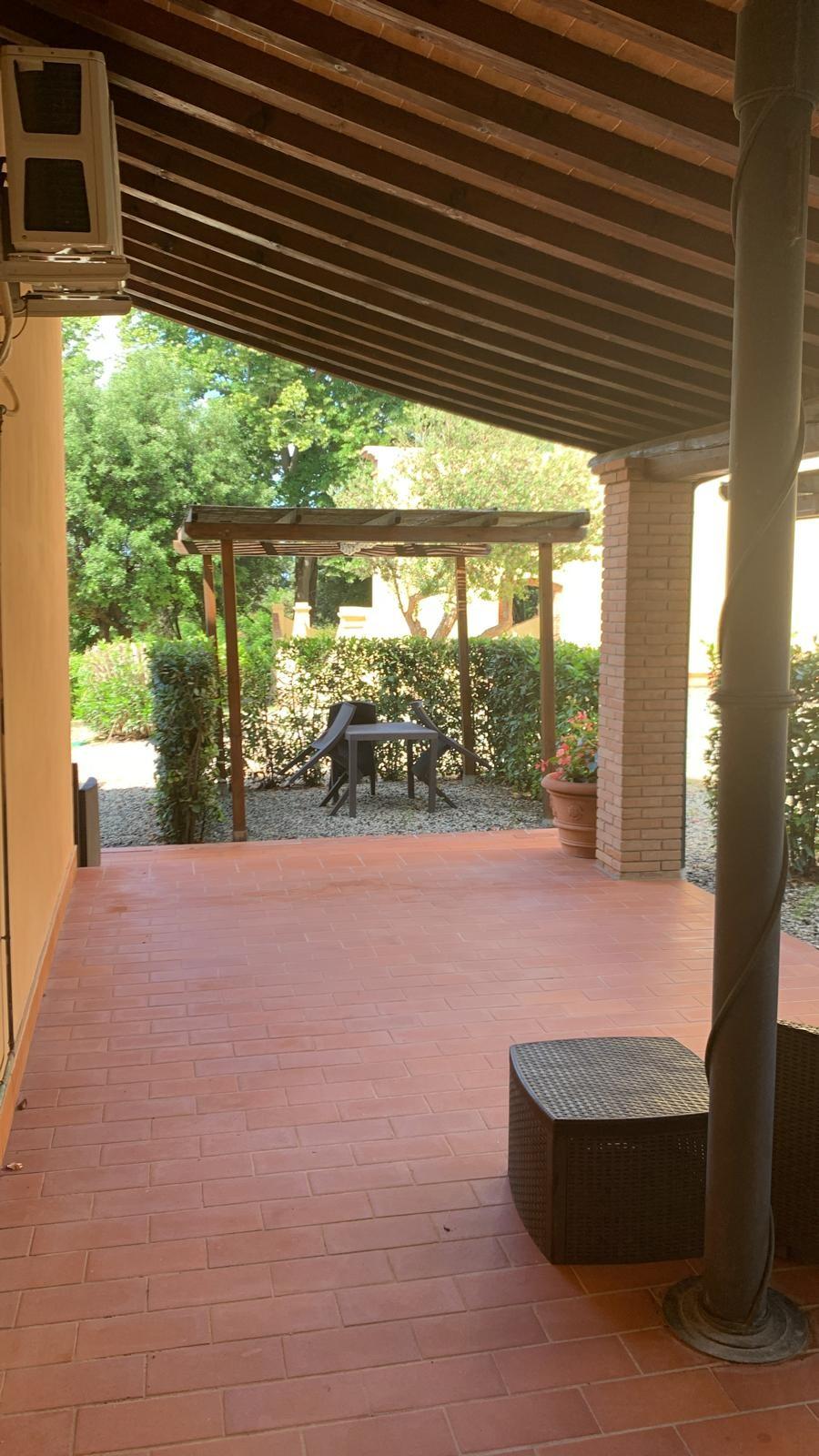 Immagine 15 di Albergo/B&B/Residence in vendita  a Riparbella