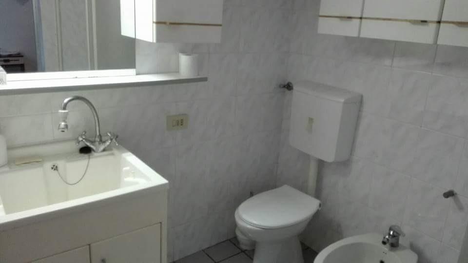 Immagine 6 di Villetta a schiera in vendita  a Carrara