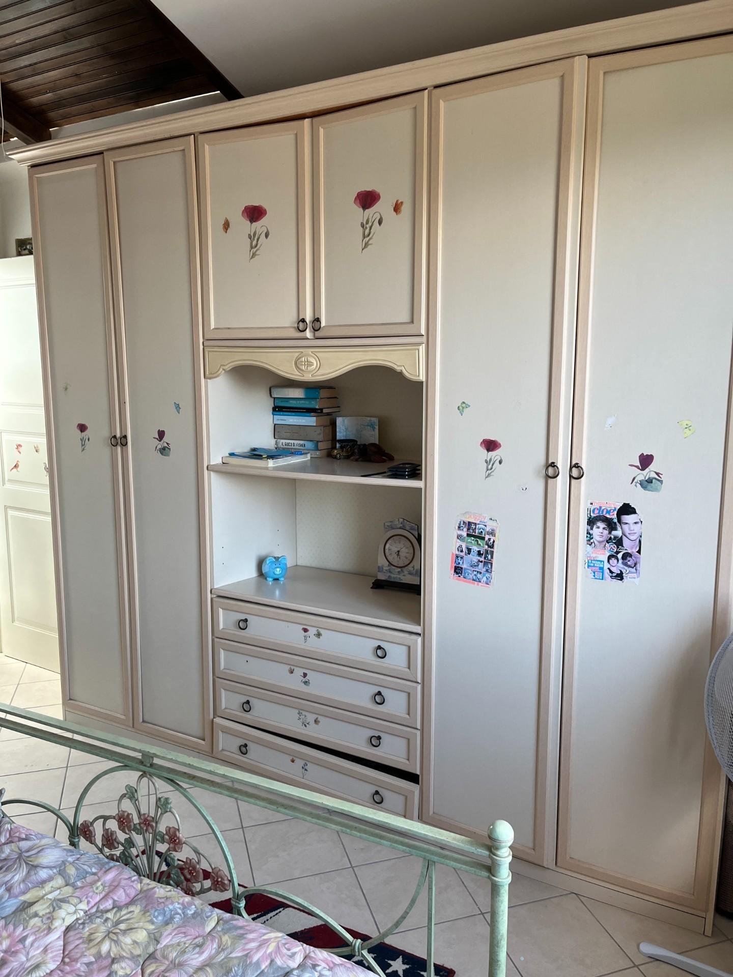 Immagine 18 di Terratetto in vendita  a Massa