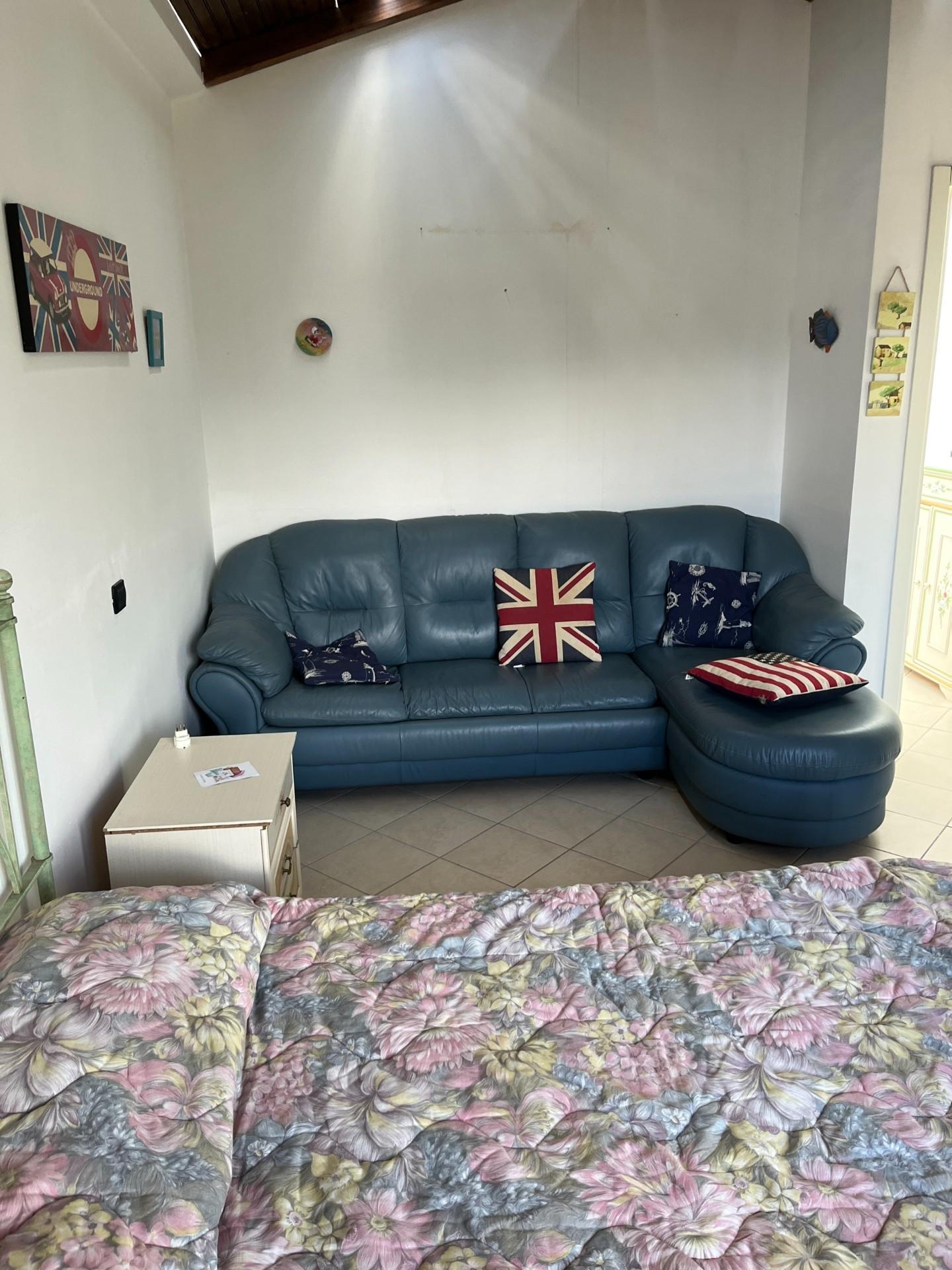 Immagine 17 di Terratetto in vendita  a Massa