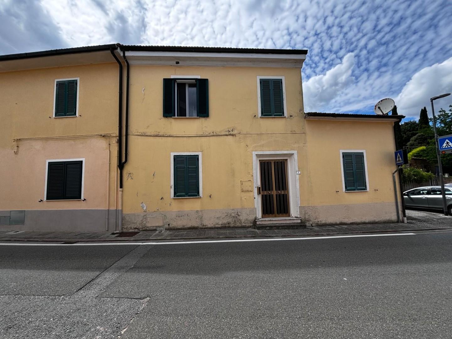 Immagine 41 di Terratetto in vendita  a Peccioli