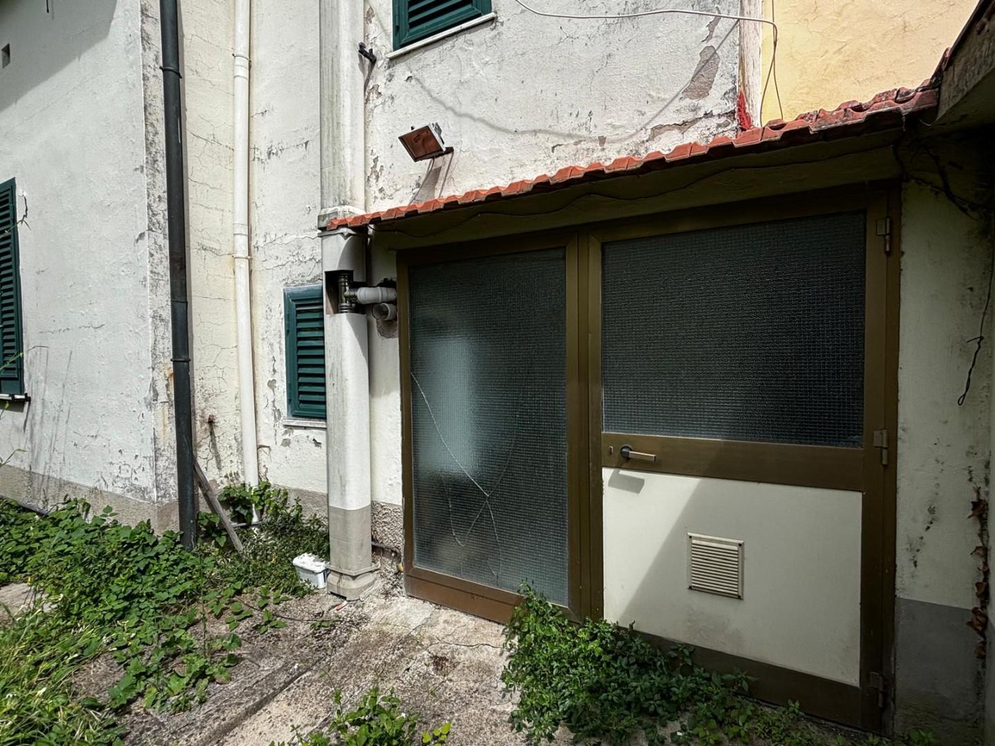 Immagine 33 di Terratetto in vendita  a Peccioli