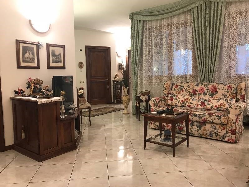 Foto annuncio 3