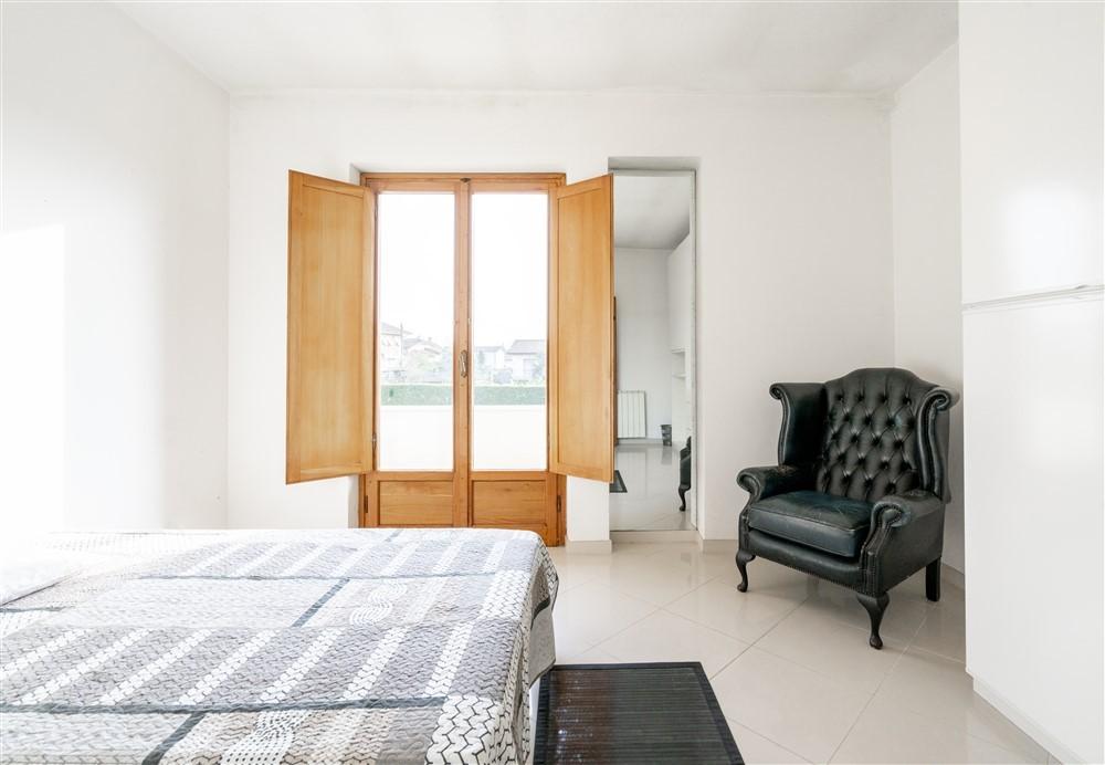 Immagine 11 di Casa bifamiliare in vendita  a Montignoso