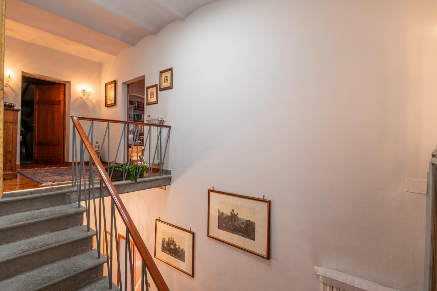 Immagine 29 di Appartamento in vendita  a Pisa