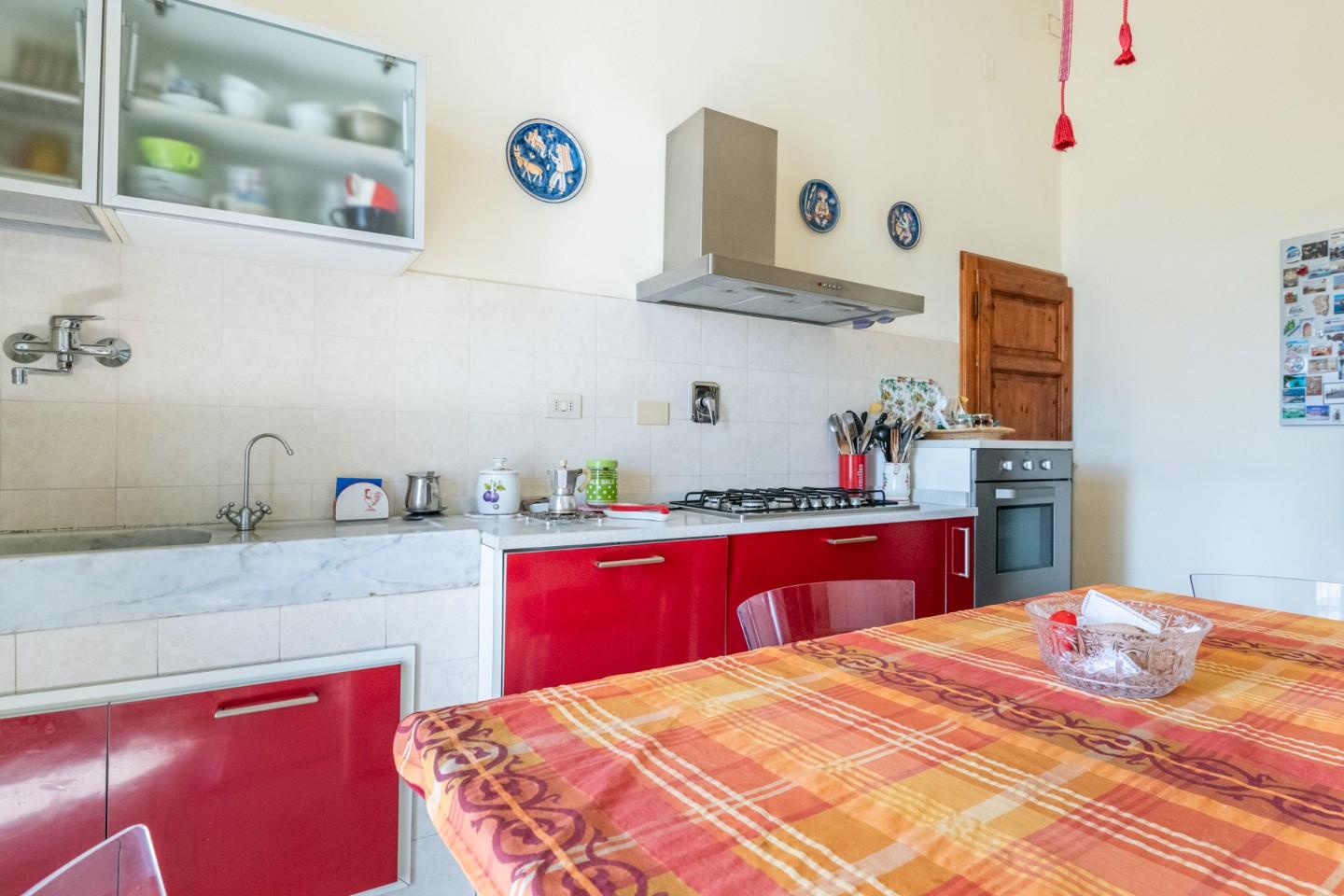 Immagine 9 di Appartamento in vendita  a Pisa