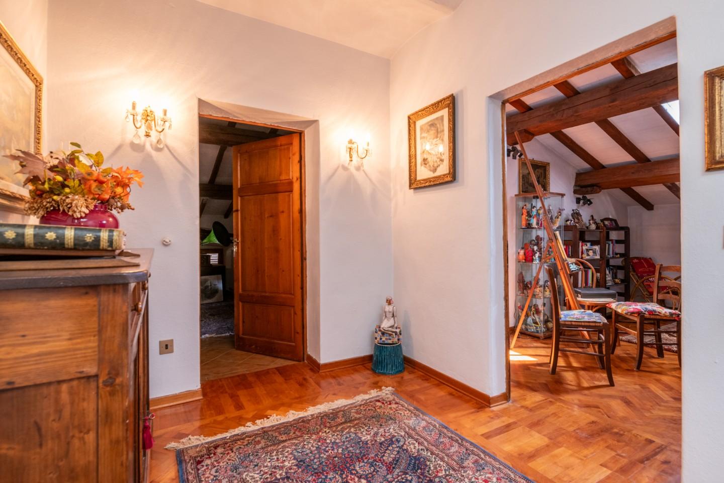 Immagine 31 di Appartamento in vendita  a Pisa