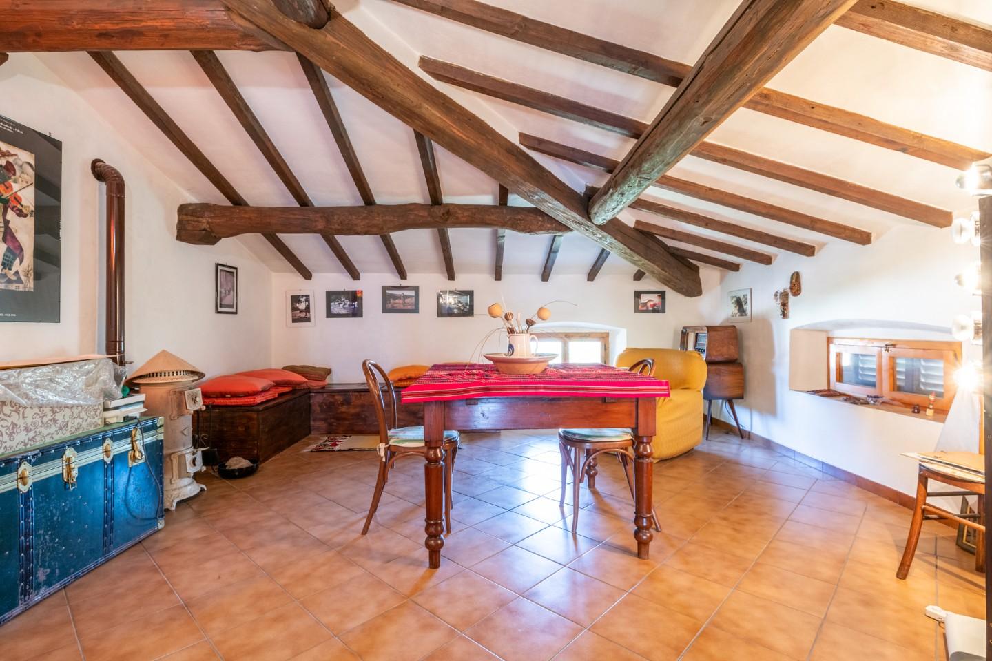 Immagine 34 di Appartamento in vendita  a Pisa