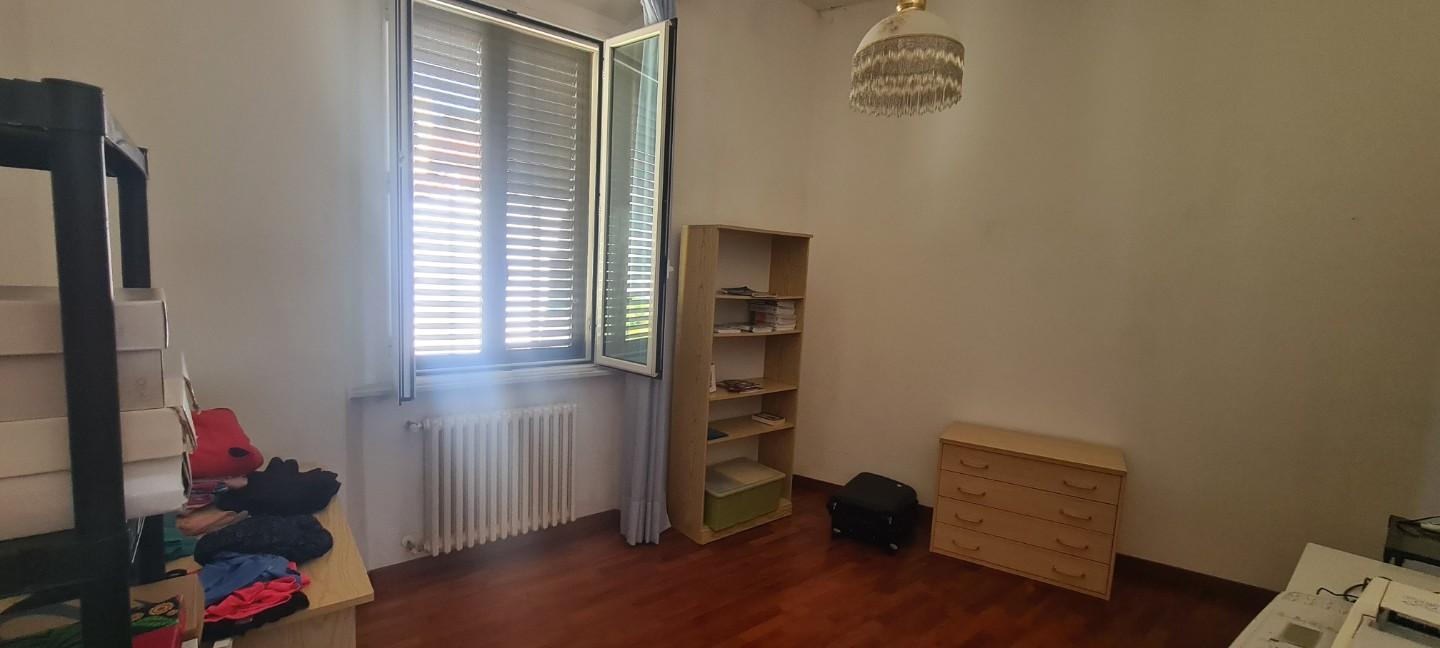 Immagine 26 di Villetta a schiera in vendita  a Livorno