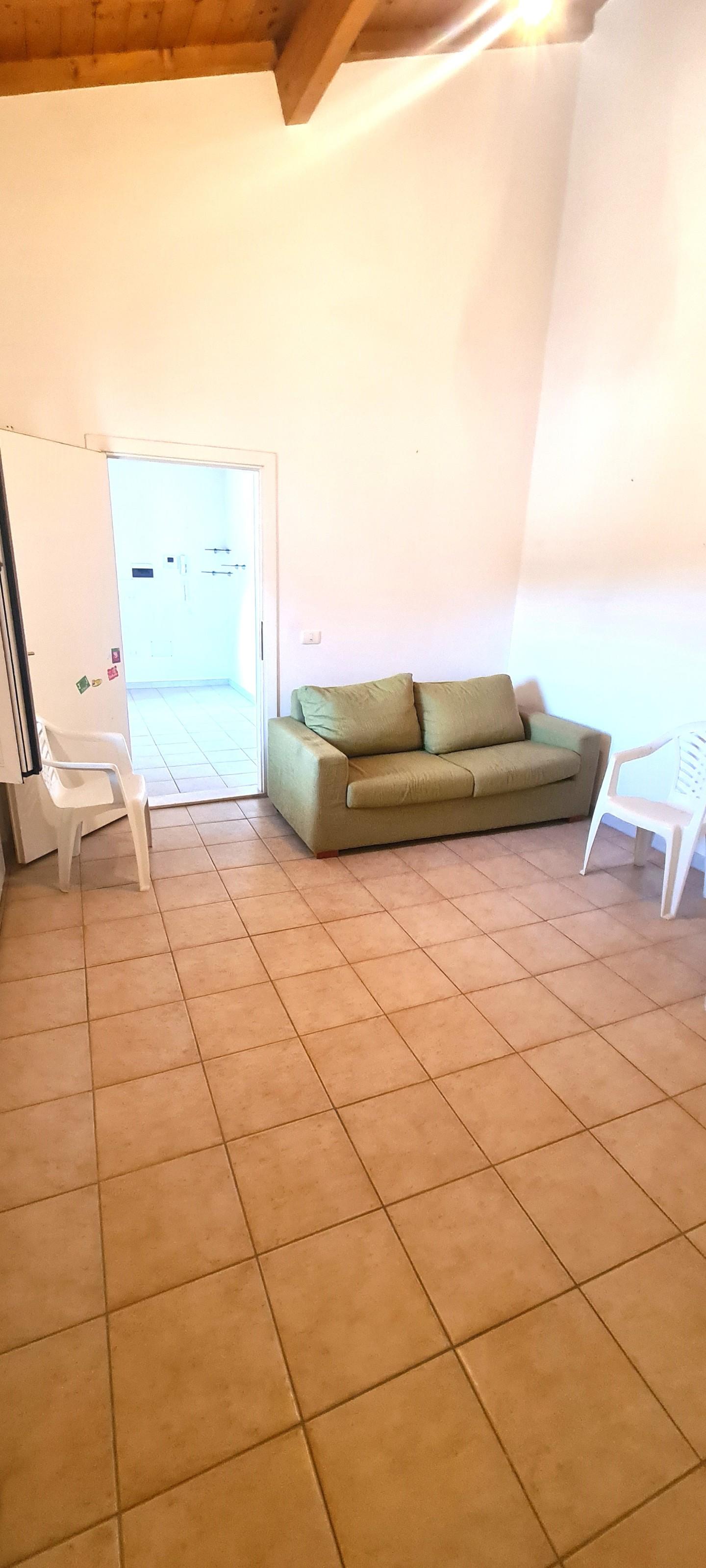 Immagine 42 di Villetta a schiera in vendita  a Livorno