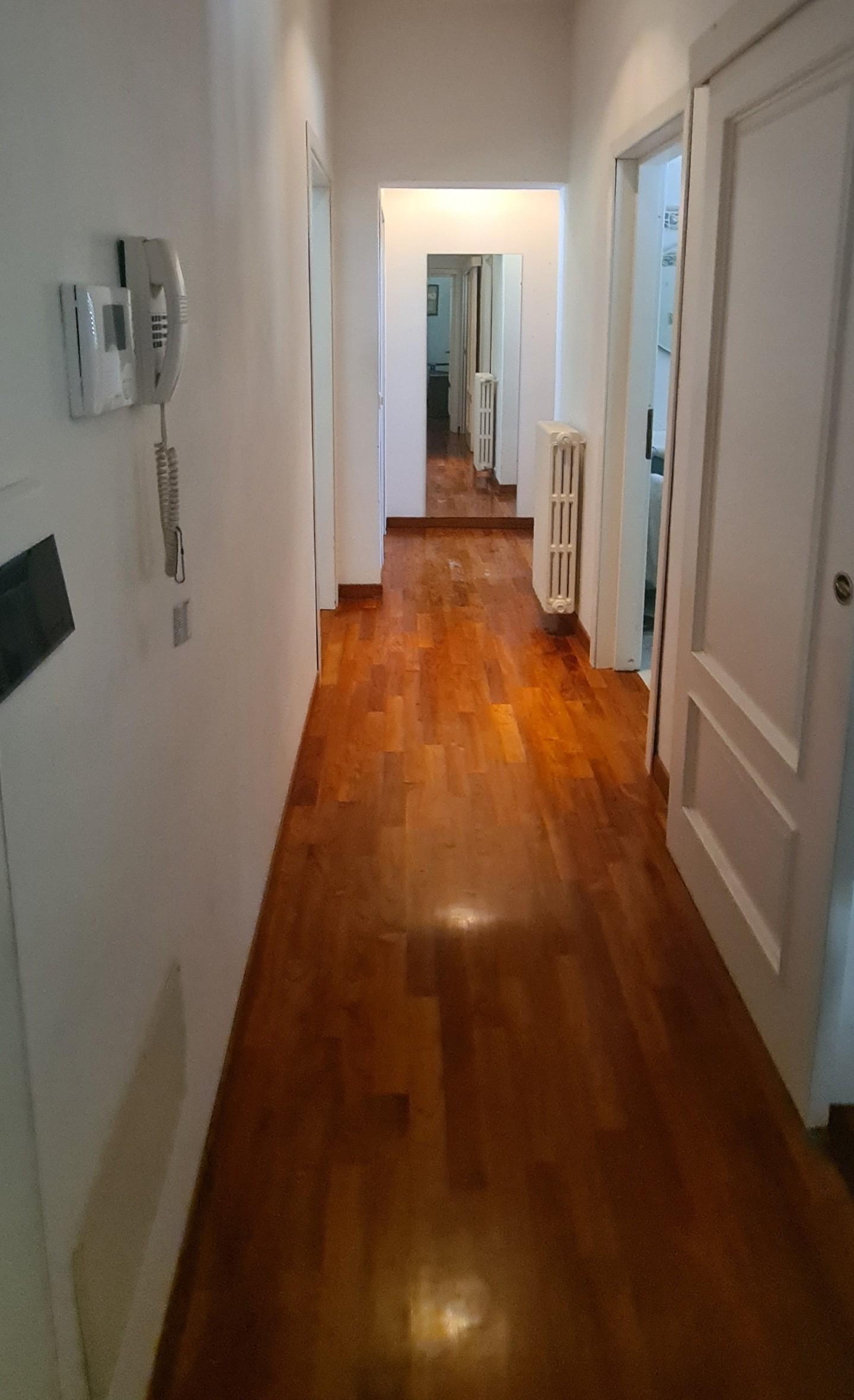 Immagine 21 di Villetta a schiera in vendita  a Livorno