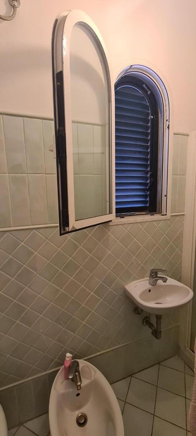 Immagine 33 di Villetta a schiera in vendita  a Livorno