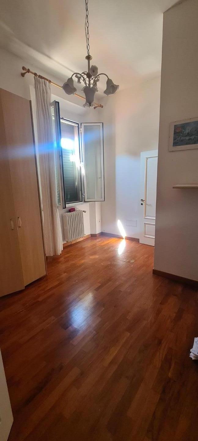 Immagine 31 di Villetta a schiera in vendita  a Livorno