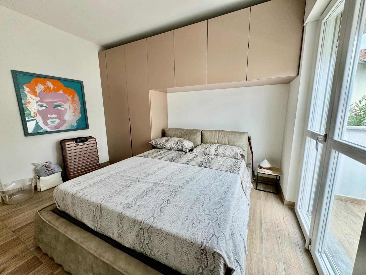 Immagine 17 di Casa bifamiliare in vendita  a Montignoso