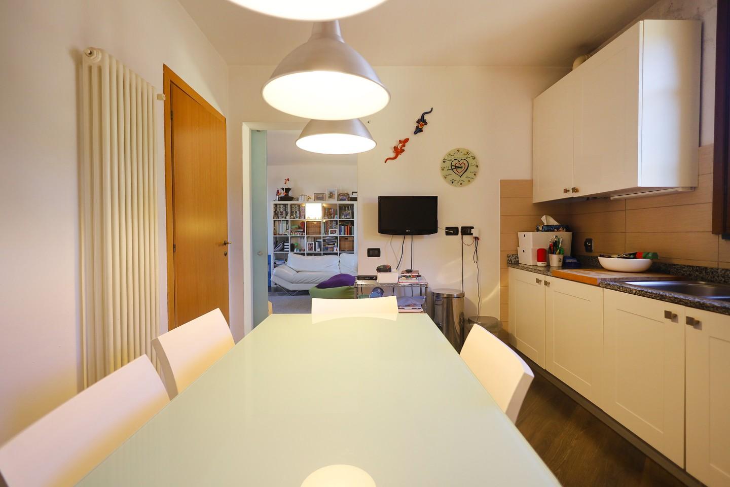 Immagine 9 di Appartamento in vendita  a San Giuliano Terme