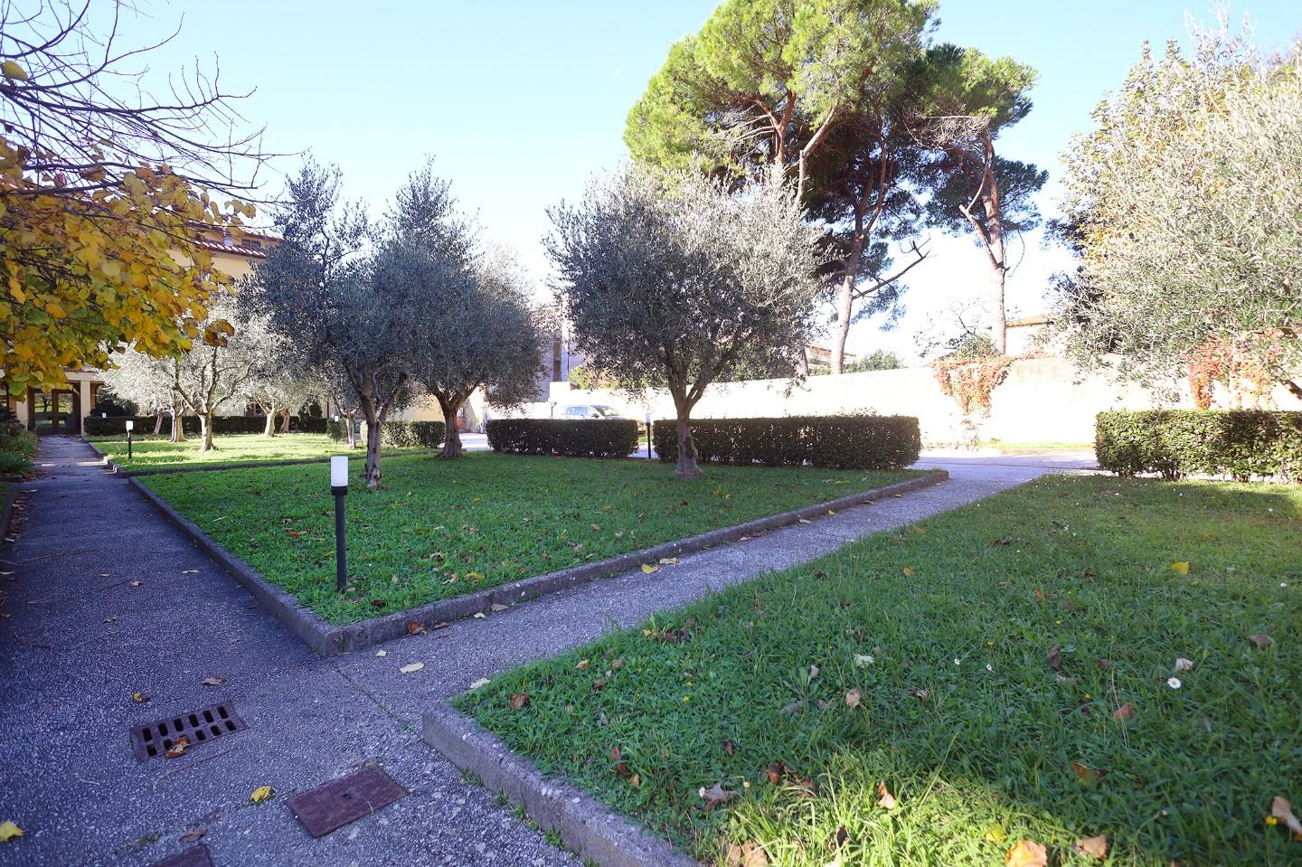 Immagine 24 di Appartamento in vendita  a San Giuliano Terme