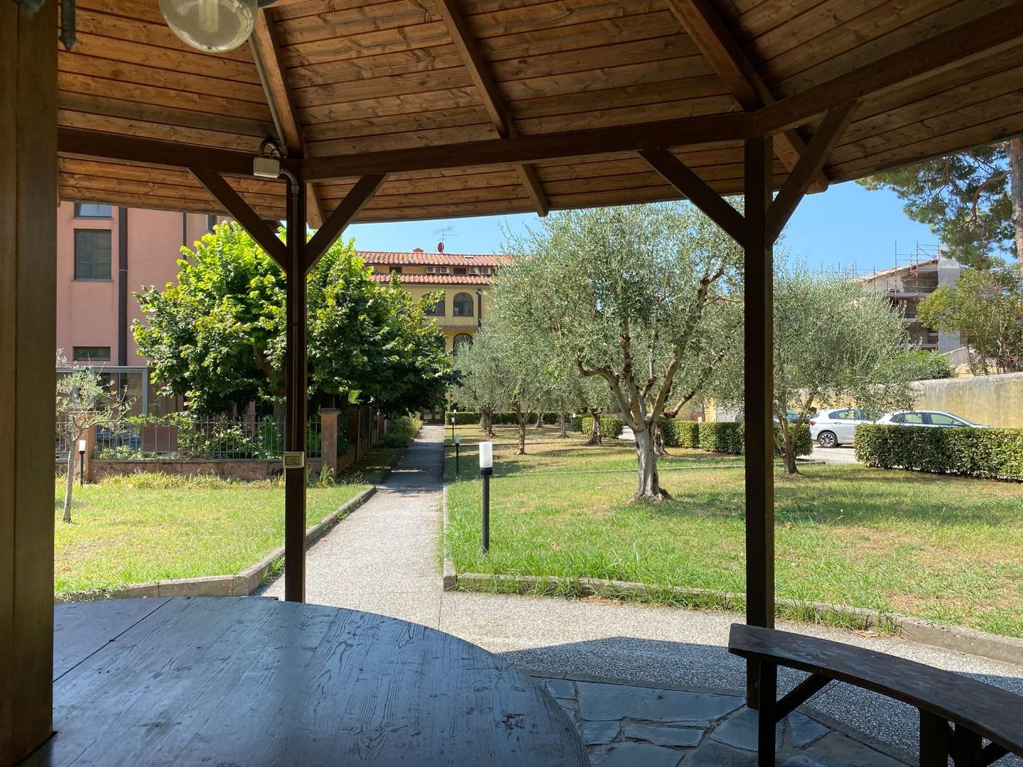 Immagine 2 di Appartamento in vendita  a San Giuliano Terme