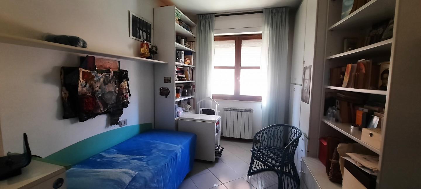 Immagine 9 di Appartamento in vendita  a Montopoli In Val D'arno