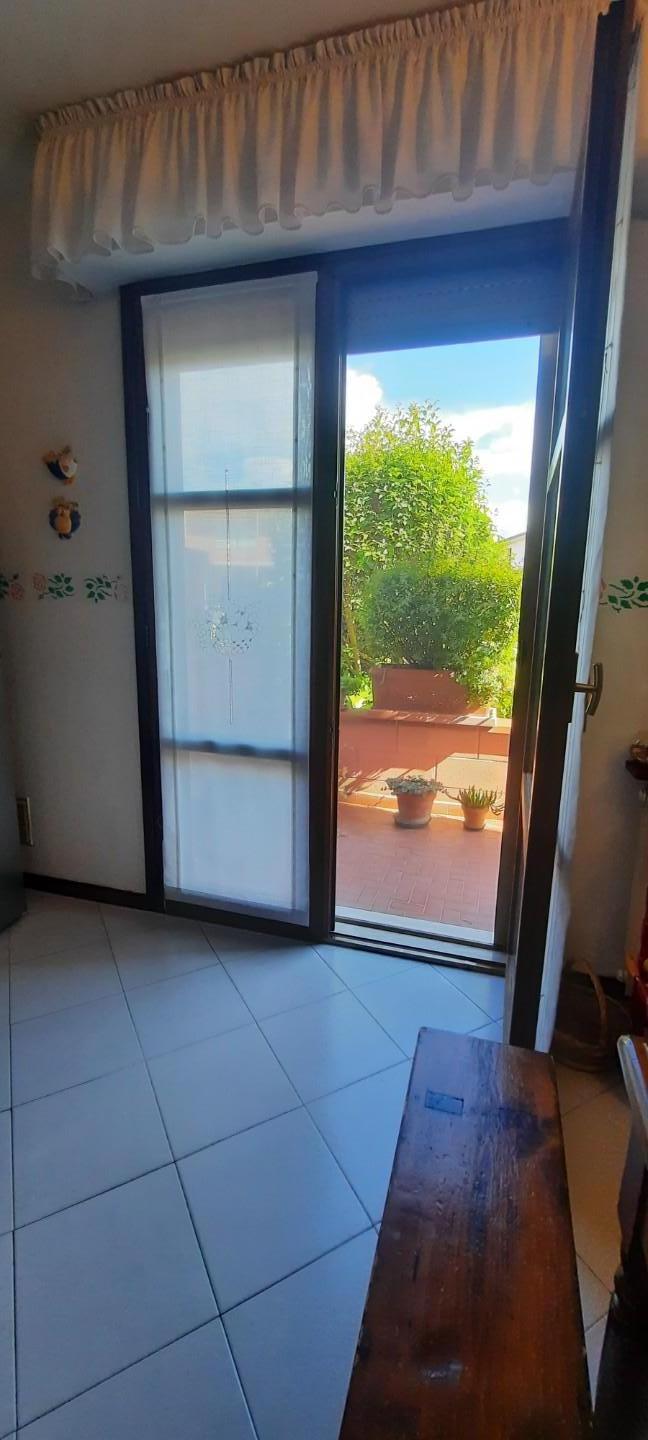 Immagine 5 di Appartamento in vendita  a Montopoli In Val D'arno