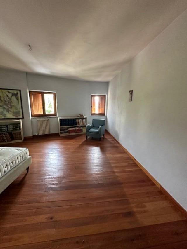 Immagine 26 di Casa indipendente in vendita  a Massa