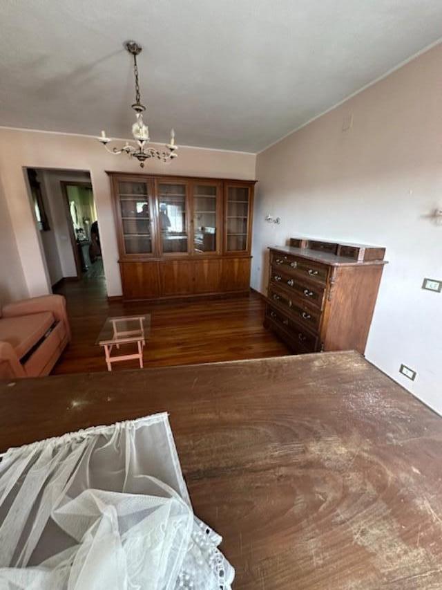 Immagine 33 di Casa indipendente in vendita  a Massa