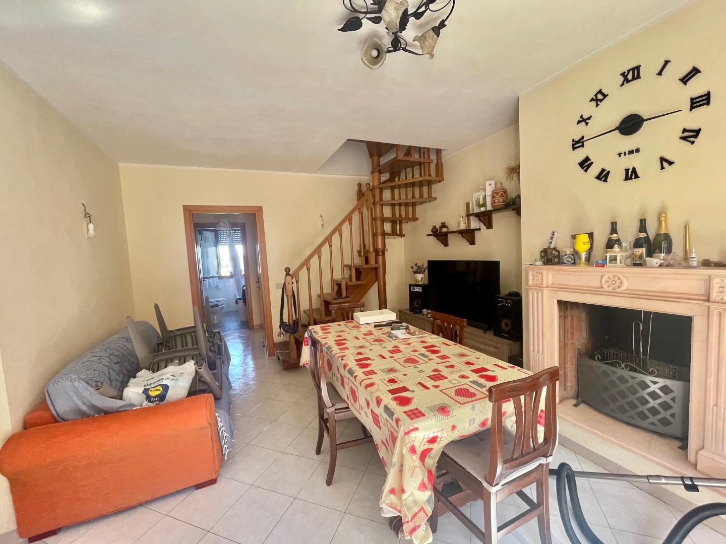 Immagine 4 di Appartamento in vendita  a Crespina Lorenzana