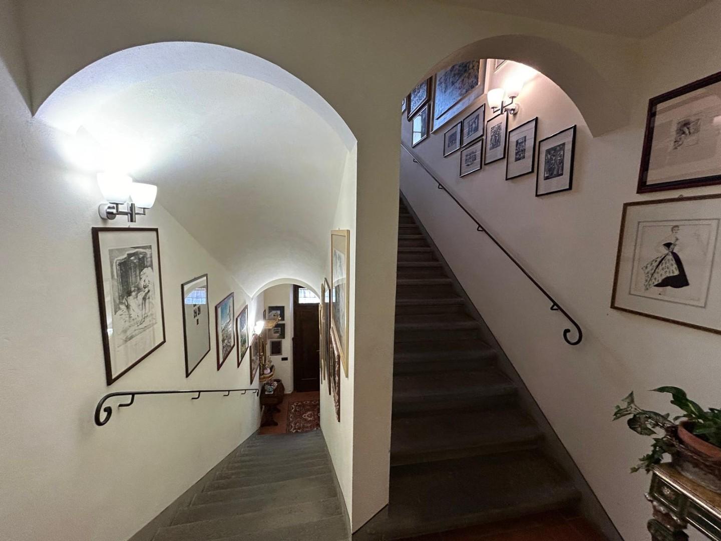 Immagine 17 di Porzione di casa in vendita  a Montopoli In Val D'arno