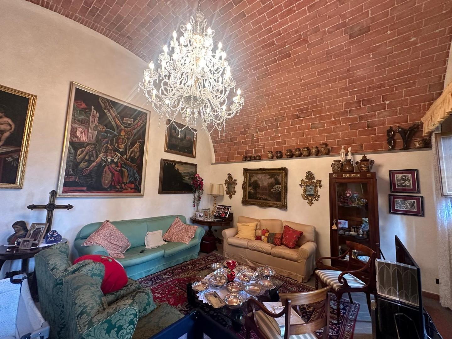 Immagine 26 di Porzione di casa in vendita  a Montopoli In Val D'arno