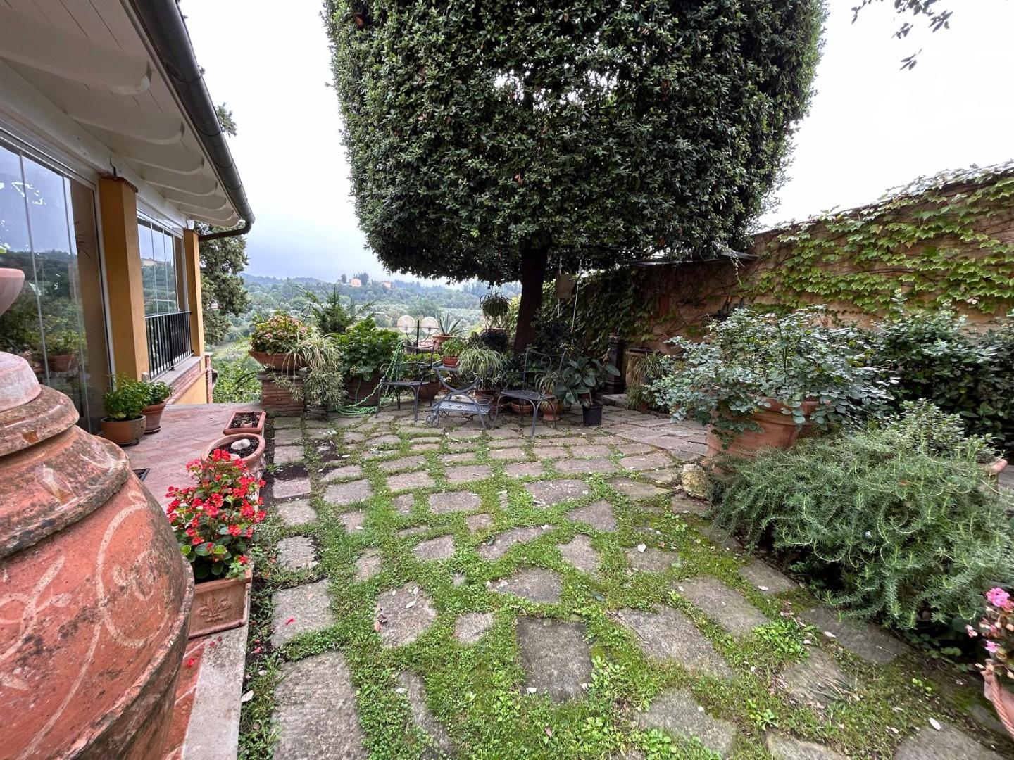 Immagine 19 di Porzione di casa in vendita  a Montopoli In Val D'arno