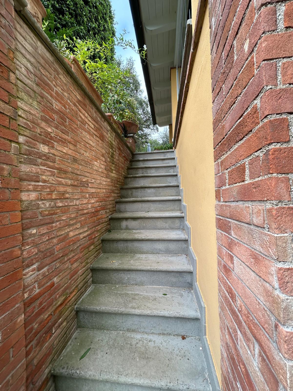 Immagine 22 di Porzione di casa in vendita  a Montopoli In Val D'arno