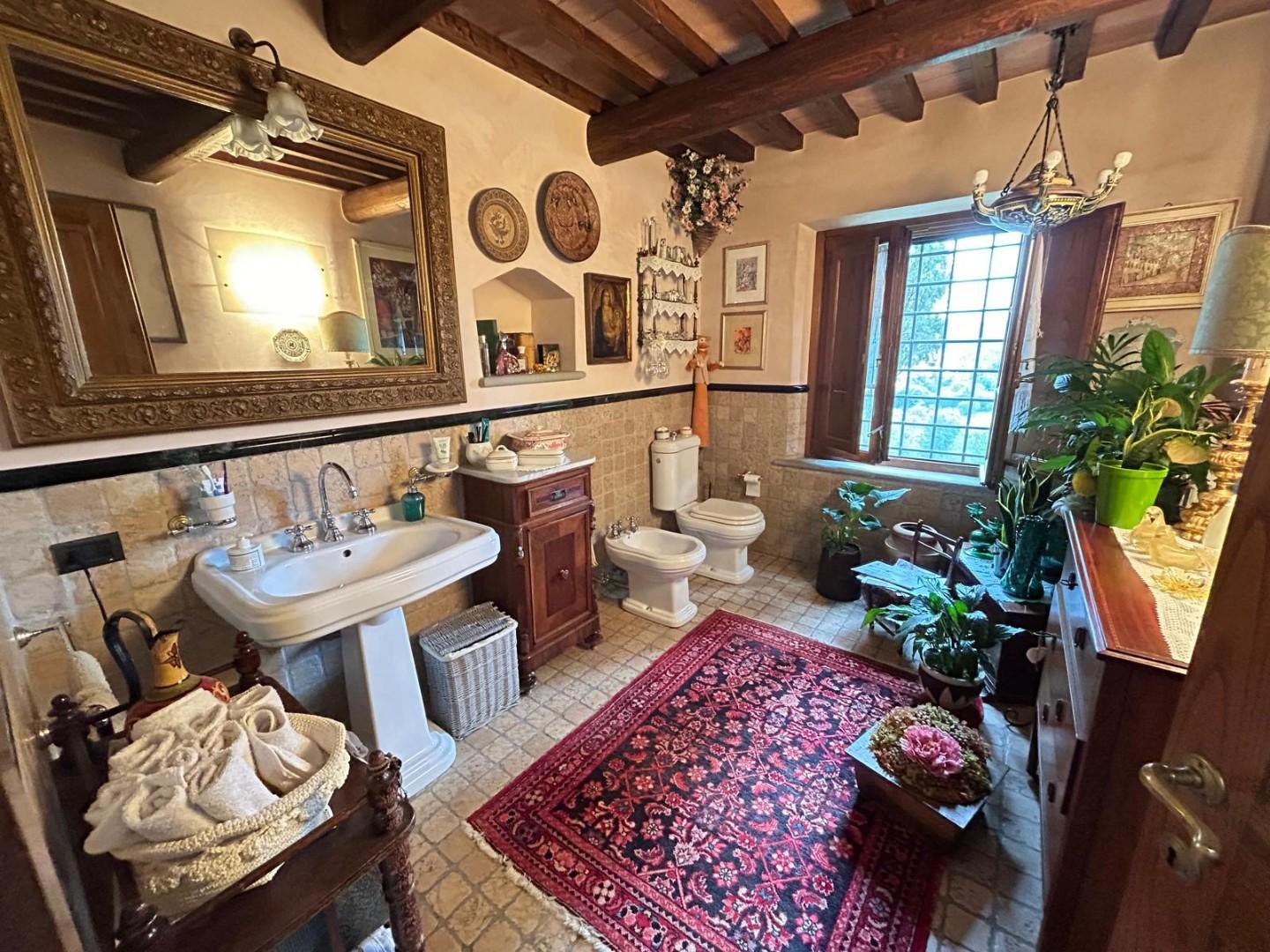 Immagine 16 di Porzione di casa in vendita  a Montopoli In Val D'arno