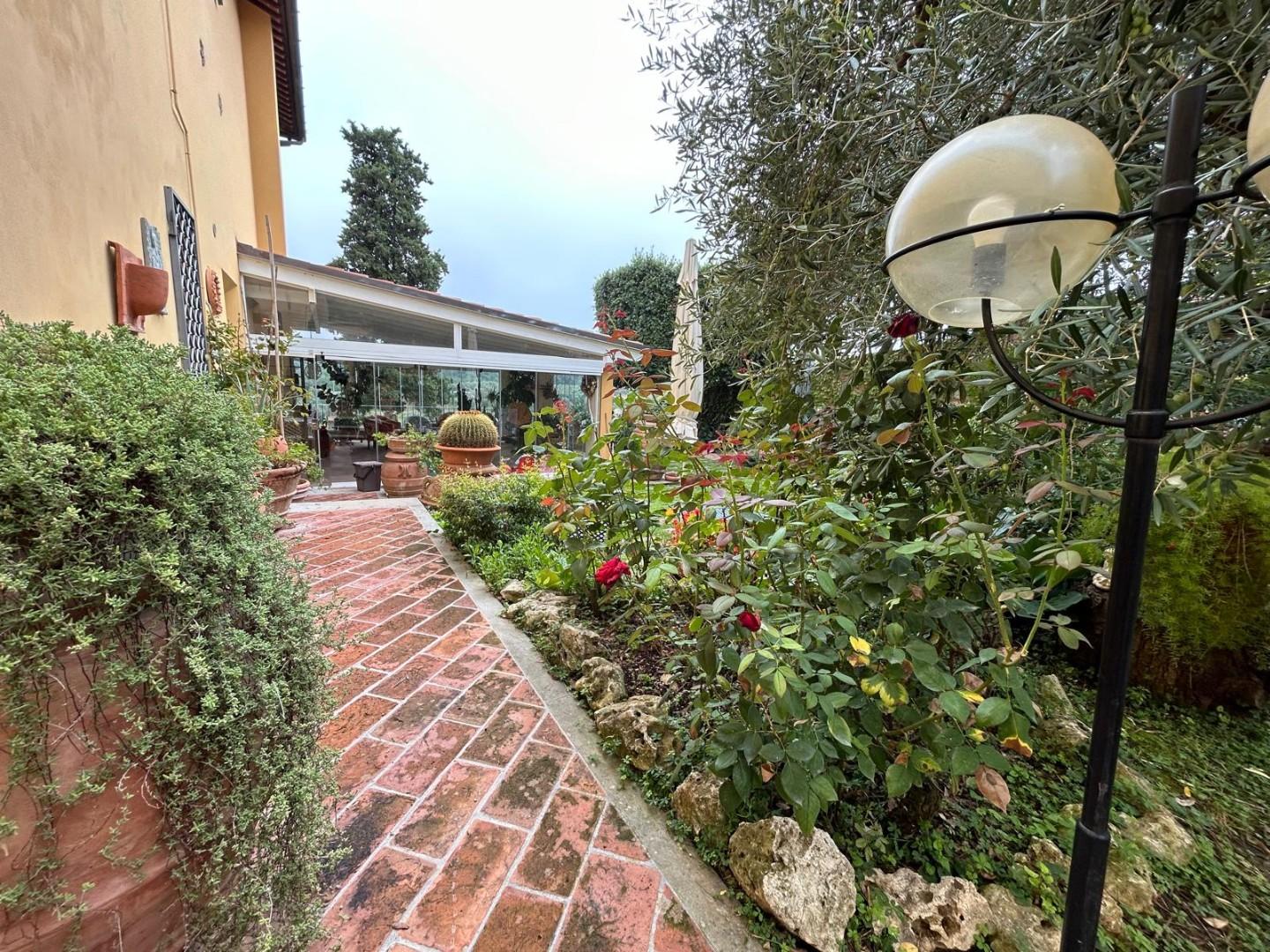 Immagine 21 di Porzione di casa in vendita  a Montopoli In Val D'arno