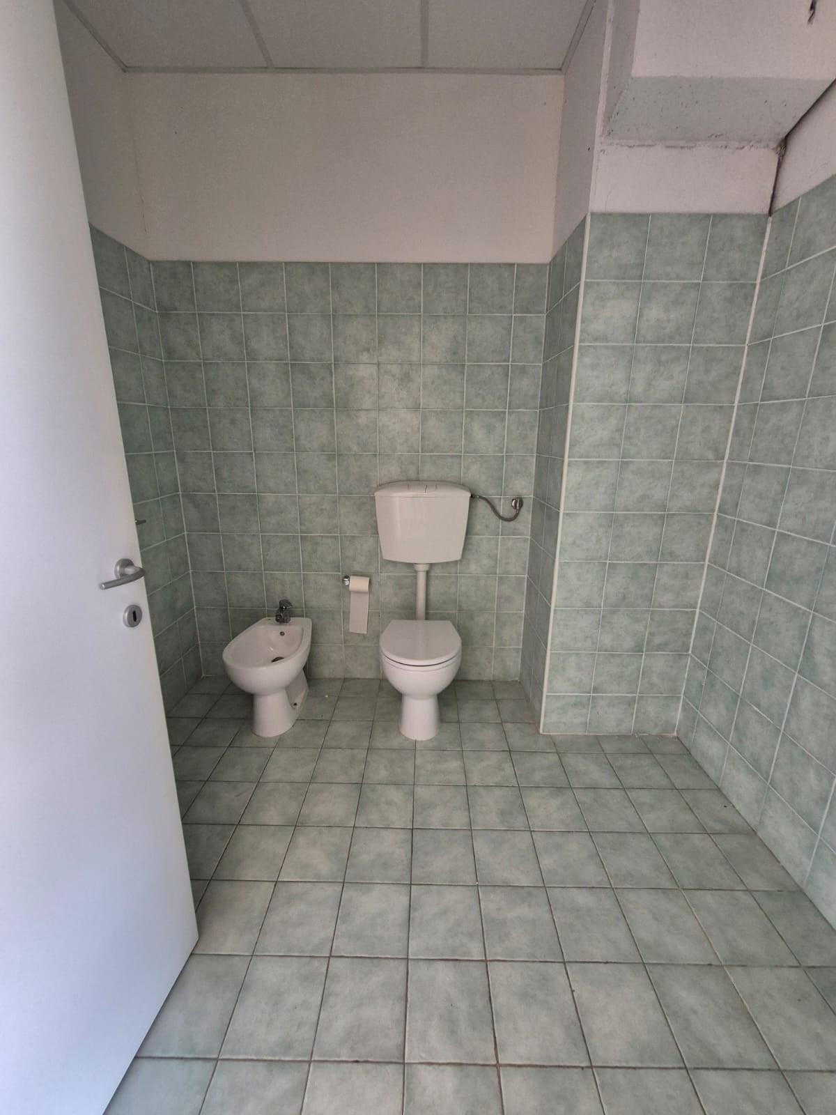 Immagine 14 di Capannone industriale in affitto  a Santa Croce Sull'arno