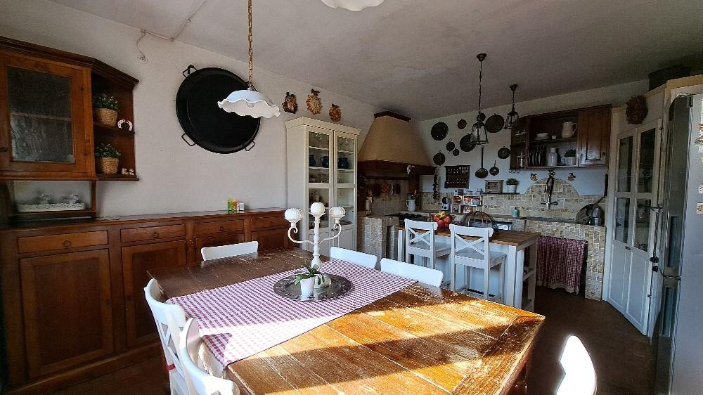 Immagine 19 di Casa indipendente in vendita  a San Giuliano Terme