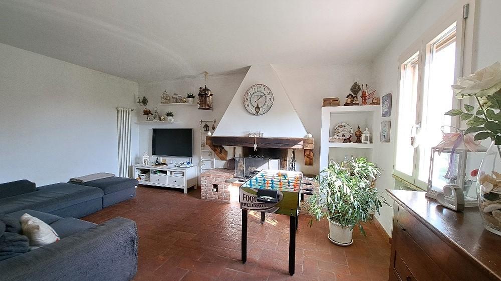 Immagine 12 di Casa indipendente in vendita  a San Giuliano Terme