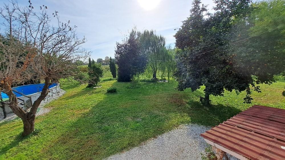 Immagine 9 di Casa indipendente in vendita  a San Giuliano Terme