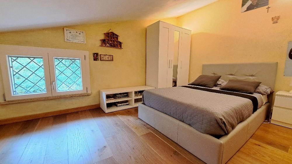 Immagine 30 di Casa indipendente in vendita  a San Giuliano Terme