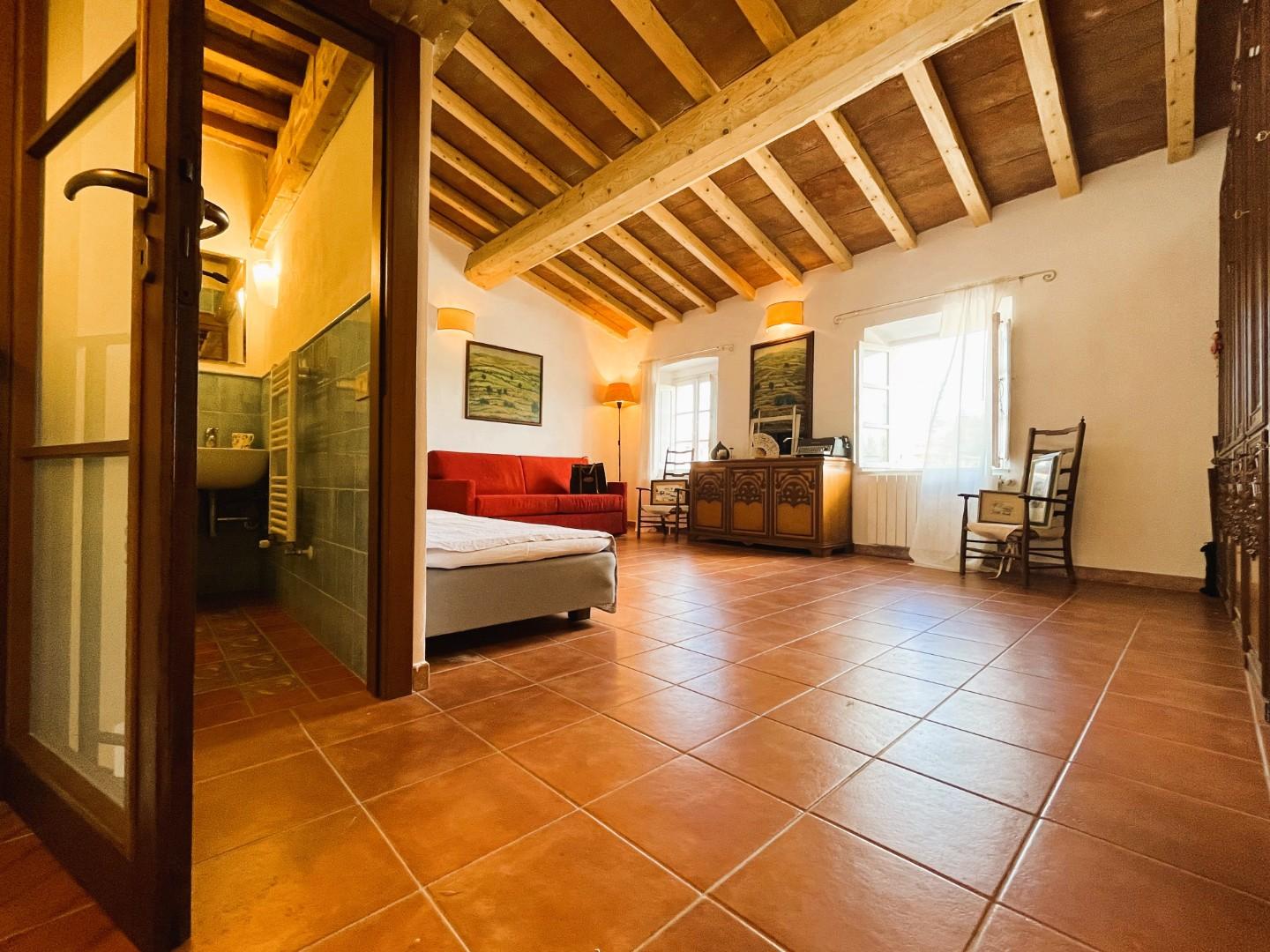 Immagine 9 di Terratetto in vendita  a Rosignano Marittimo