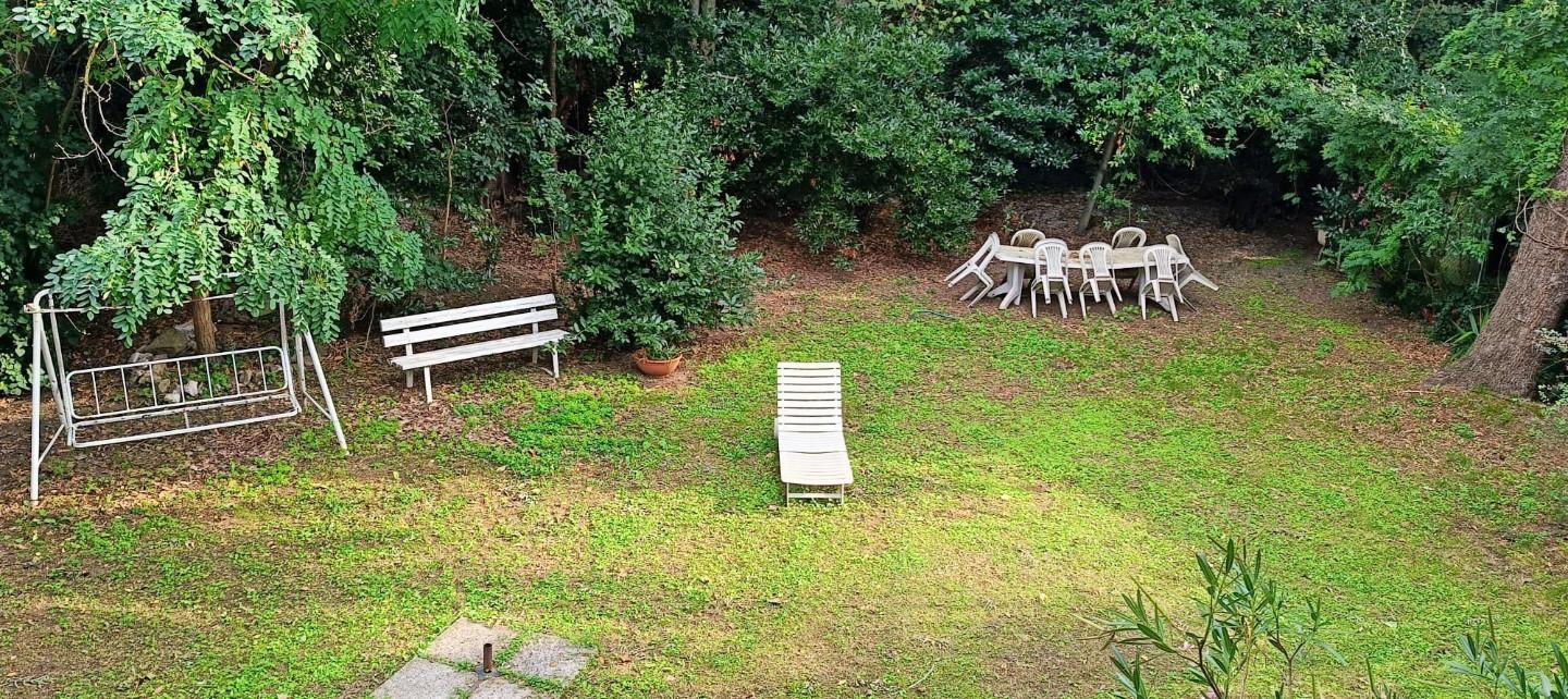 Immagine 36 di Villa in vendita  a San Giuliano Terme