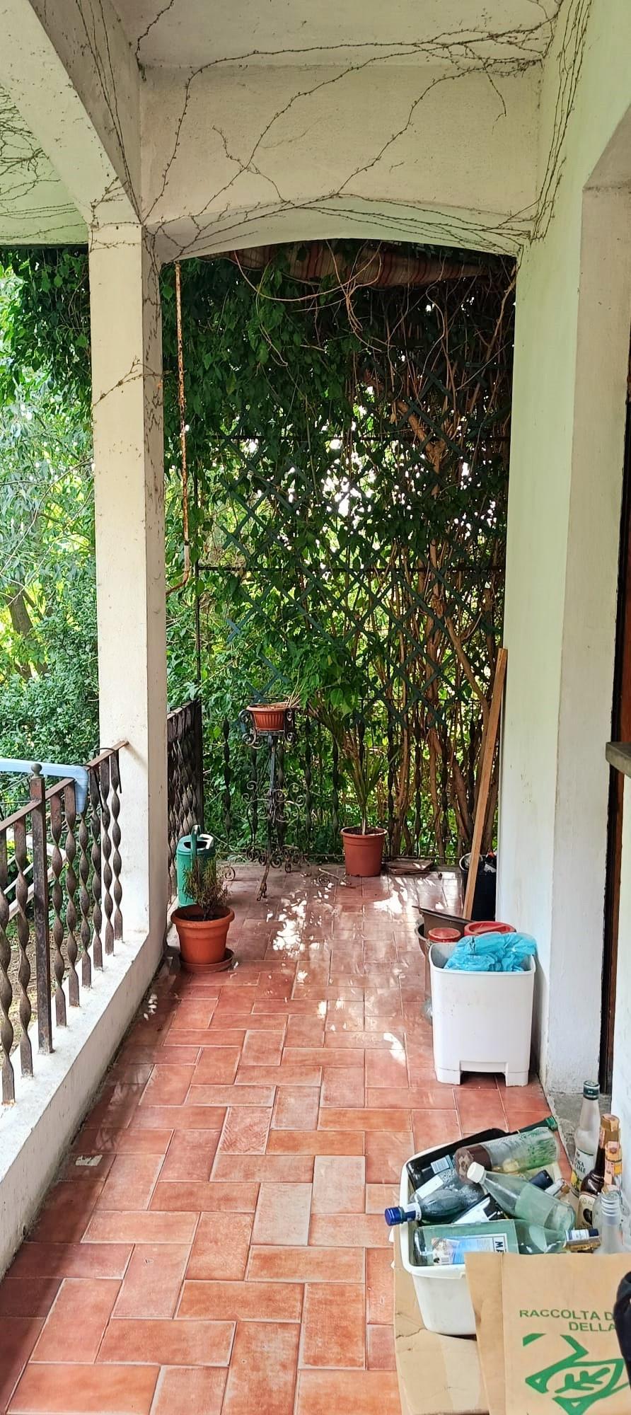 Immagine 38 di Villa in vendita  a San Giuliano Terme