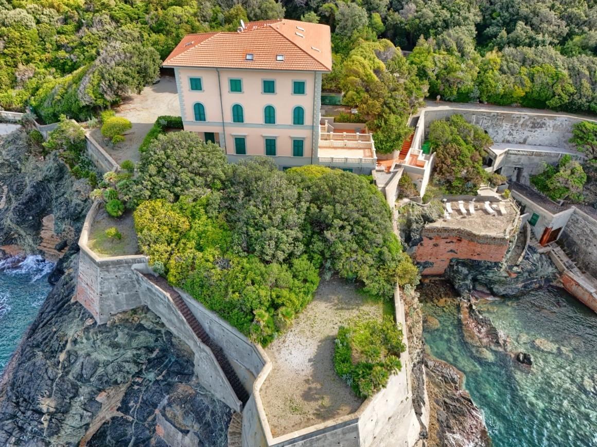 Immagine 5 di Appartamento in vendita  a Rosignano Marittimo