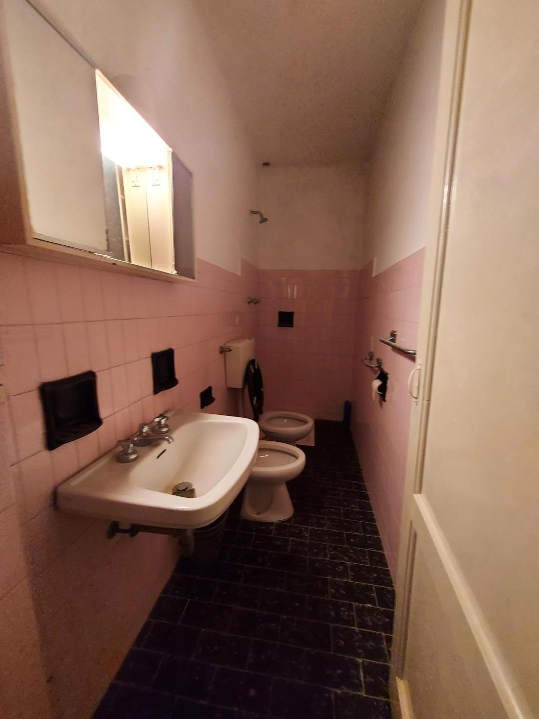 Immagine 23 di Albergo/B&B/Residence in vendita  a Montecatini Terme