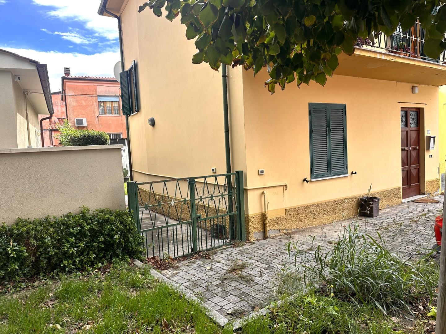 Immagine 2 di Casa semindipendente in vendita  a Vicopisano