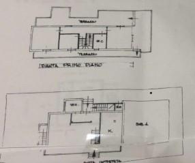 Immagine 25 di Casa bifamiliare in vendita  a Massa