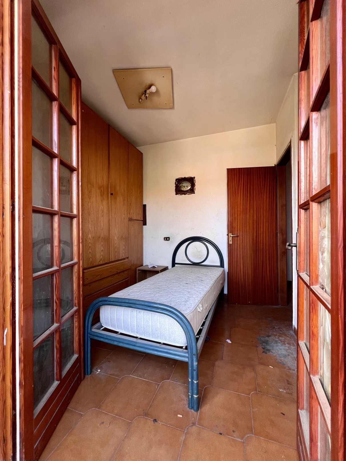 Immagine 15 di Casa bifamiliare in vendita  a Massa