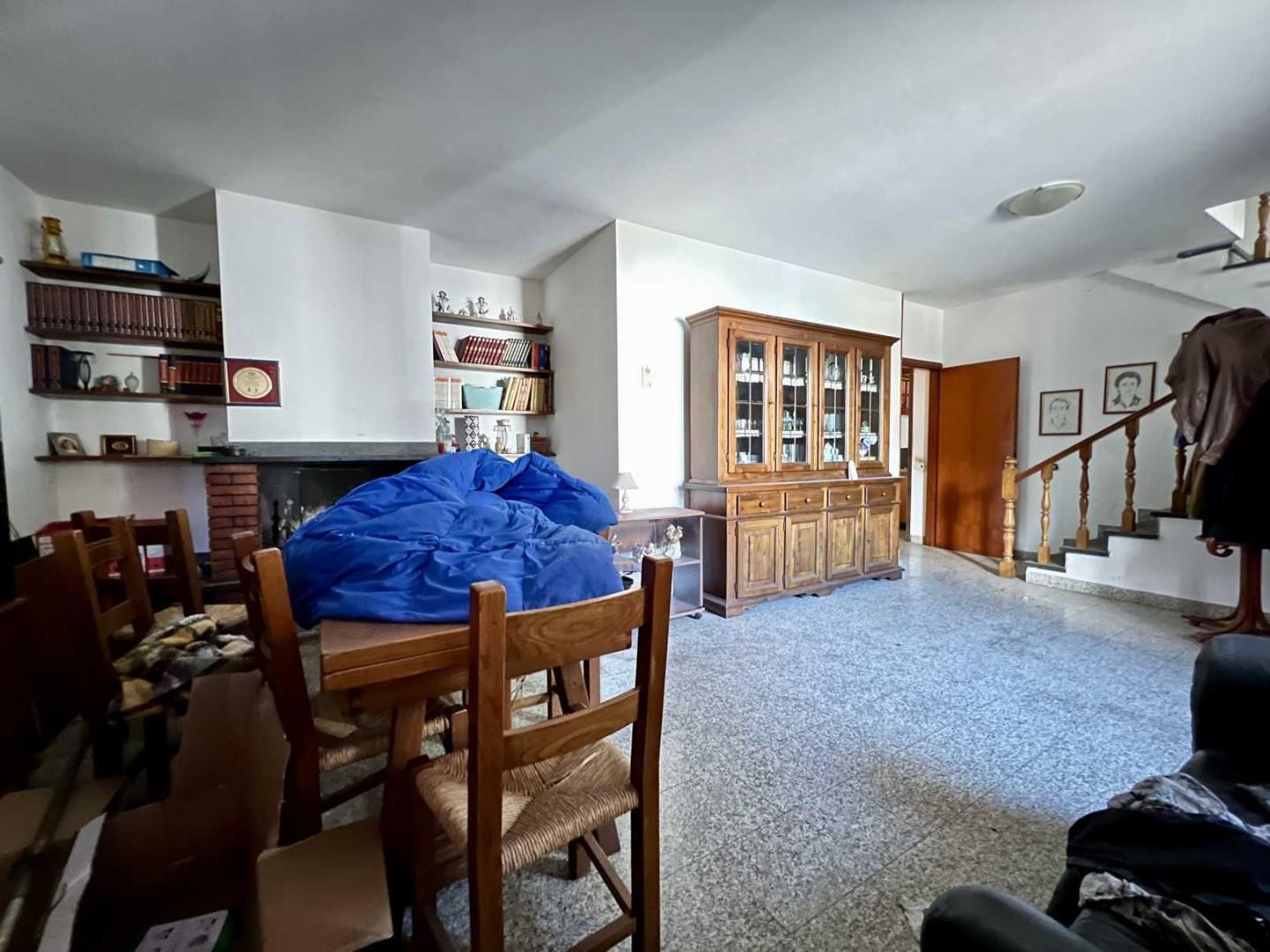 Immagine 5 di Casa bifamiliare in vendita  a Massa