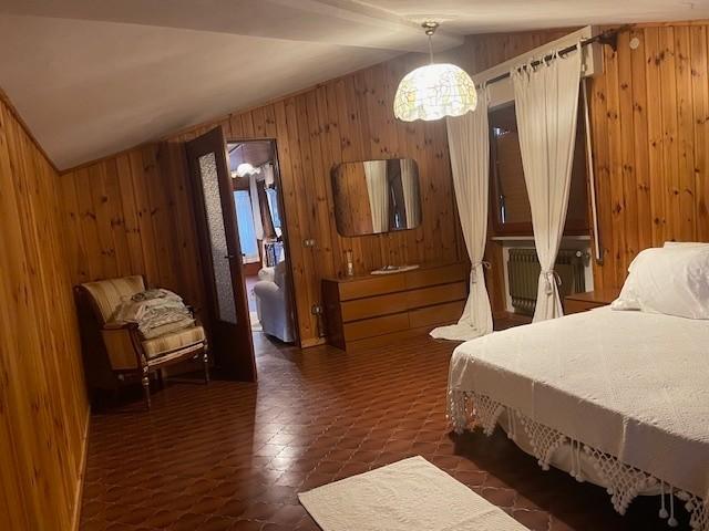 Immagine 57 di Casa semindipendente in vendita  a Massa