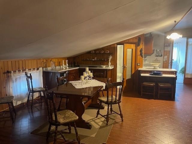 Immagine 37 di Casa semindipendente in vendita  a Massa