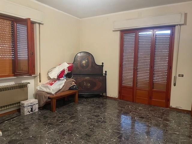 Immagine 9 di Casa semindipendente in vendita  a Massa