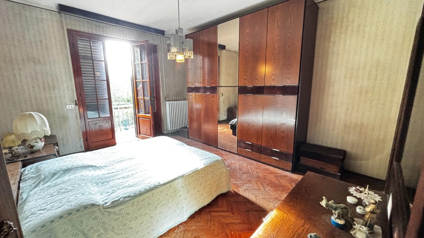 Immagine 14 di Villa in vendita  a Cascina